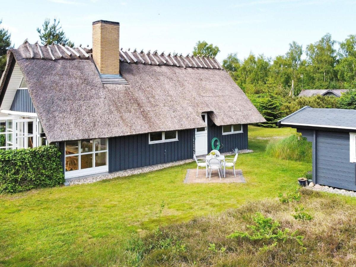 Holiday Home Vaeggerlose Ccxiv Boto By Exterior photo